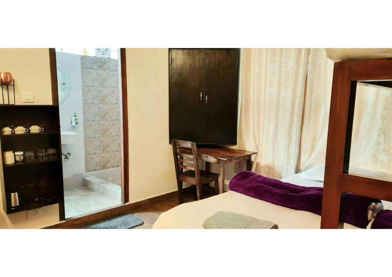 East Blue Homestay Shillong Eksteriør bilde